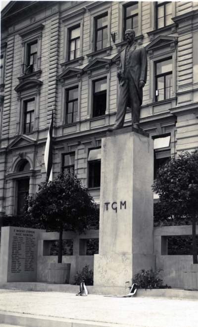 Pomník T. G. Masaryka, Kostelec nad Orlicí